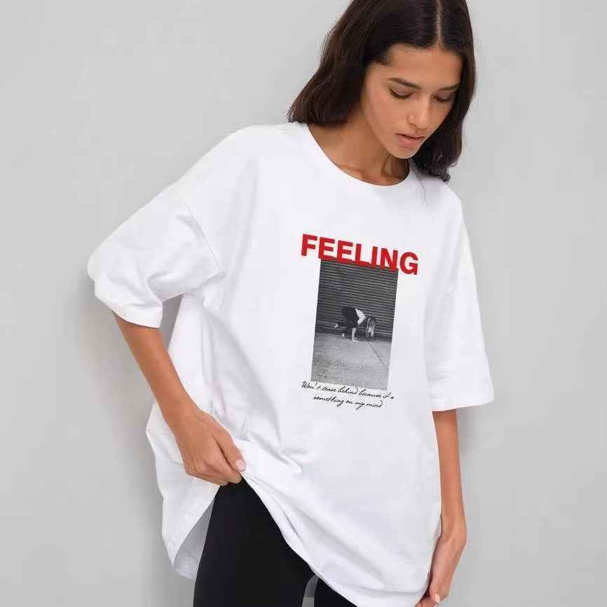 Short sleeved T-shirt with letter pattern for women