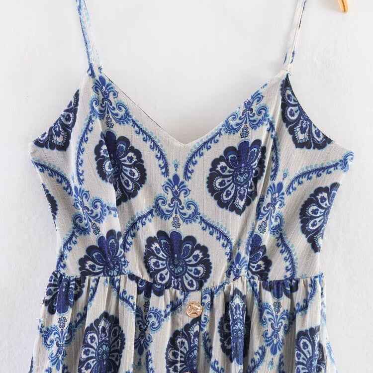 French holiday style loose strap chiffon dress