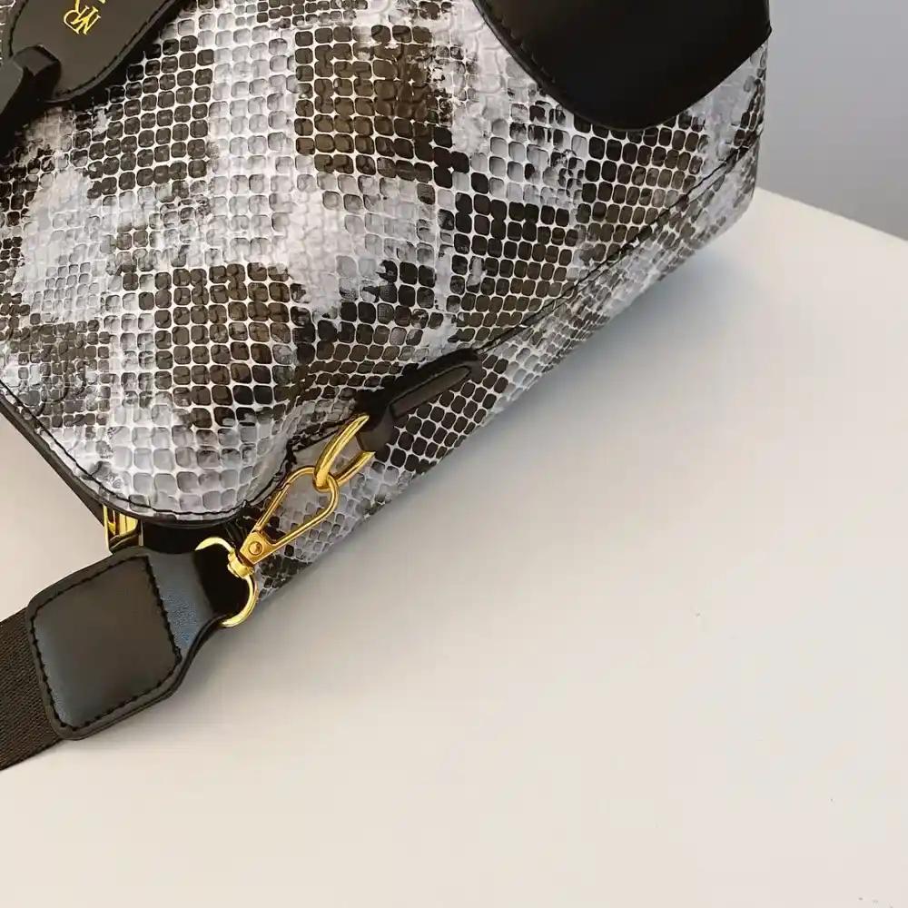 PU Leather Snakeskin Print Crossbody Bag - MODALIFE