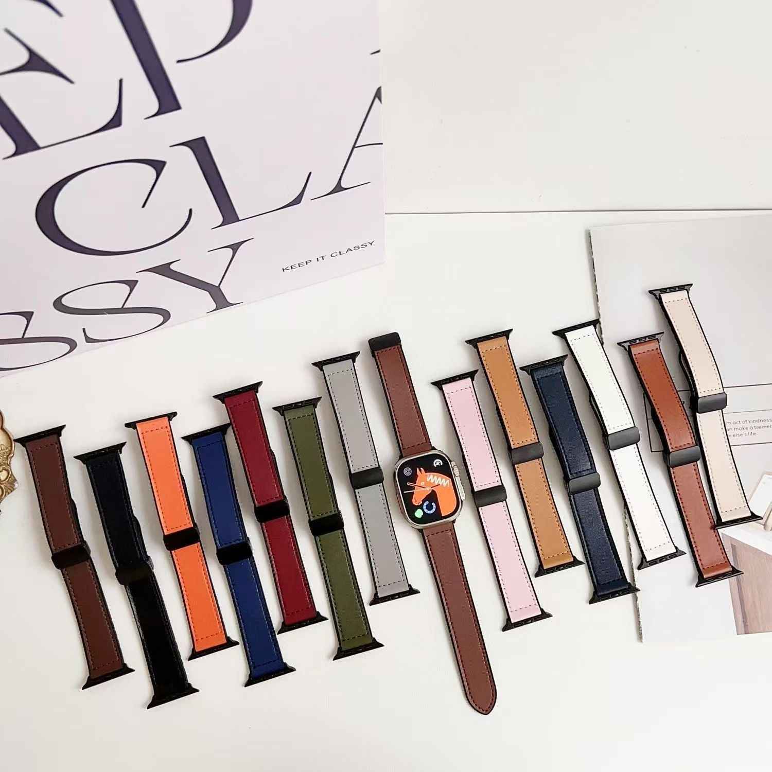 Compatible with Apple Watch 5/6/7/8/9 Ultra Magnetic Buckle Crazy Horse Texture Silicone Skin Strap