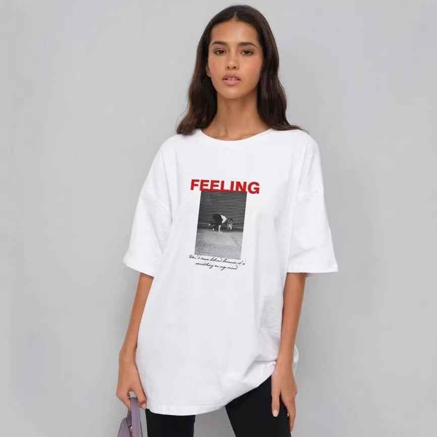 Short sleeved T-shirt with letter pattern for women