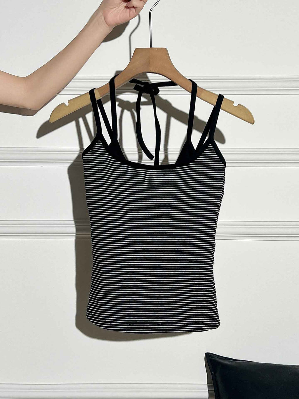 Halter Neck Backless Crochet Top for Women with Built-in Pads