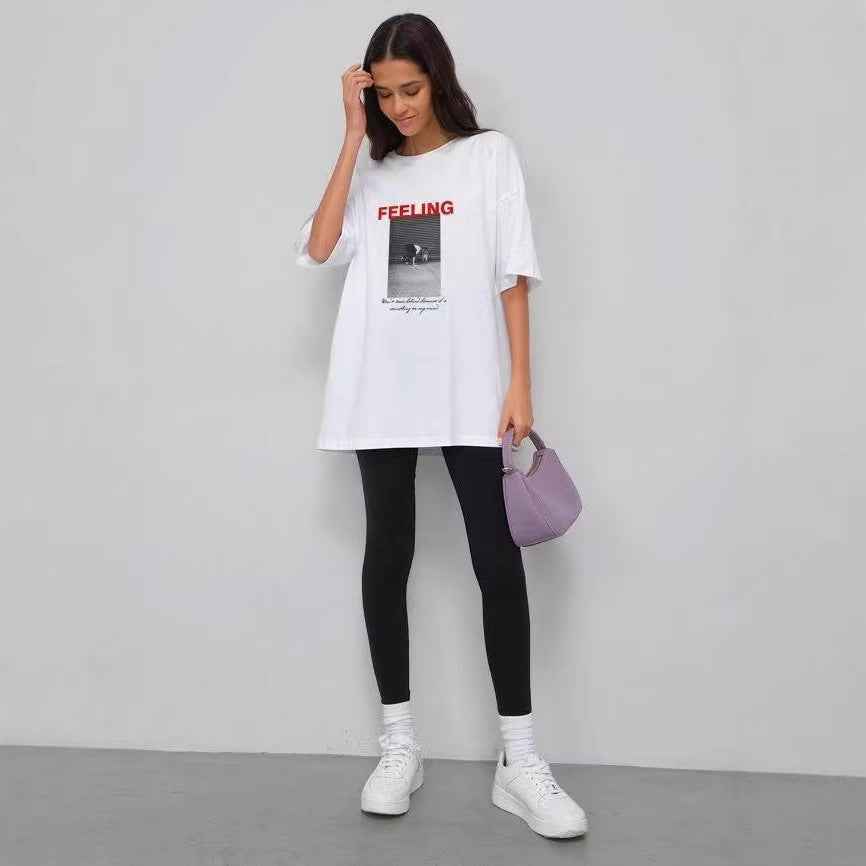 Short sleeved T-shirt with letter pattern for women