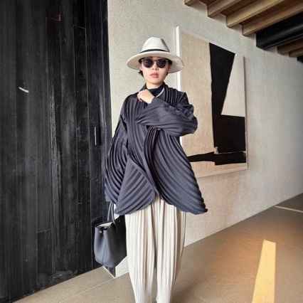 South Oil High Version Unique Handmade Layered Circular Pleated Coat, Elegant Style, Heavy Embellished Pleated Cardigan - MODALIFE