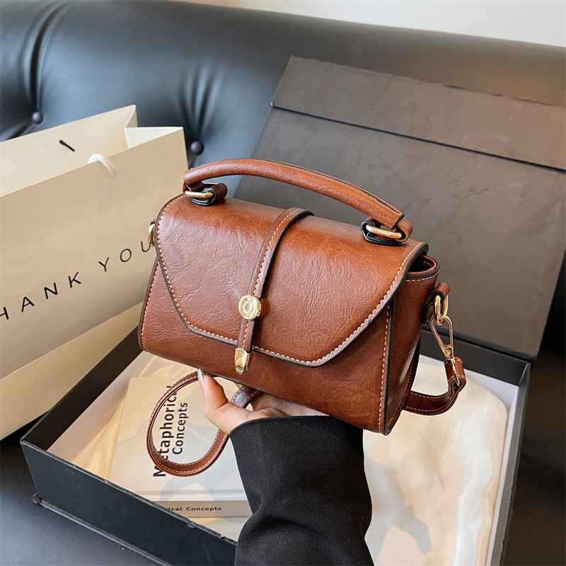 Crossbody small square bag - MODALIFE