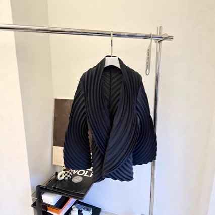 South Oil High Version Unique Handmade Layered Circular Pleated Coat, Elegant Style, Heavy Embellished Pleated Cardigan - MODALIFE