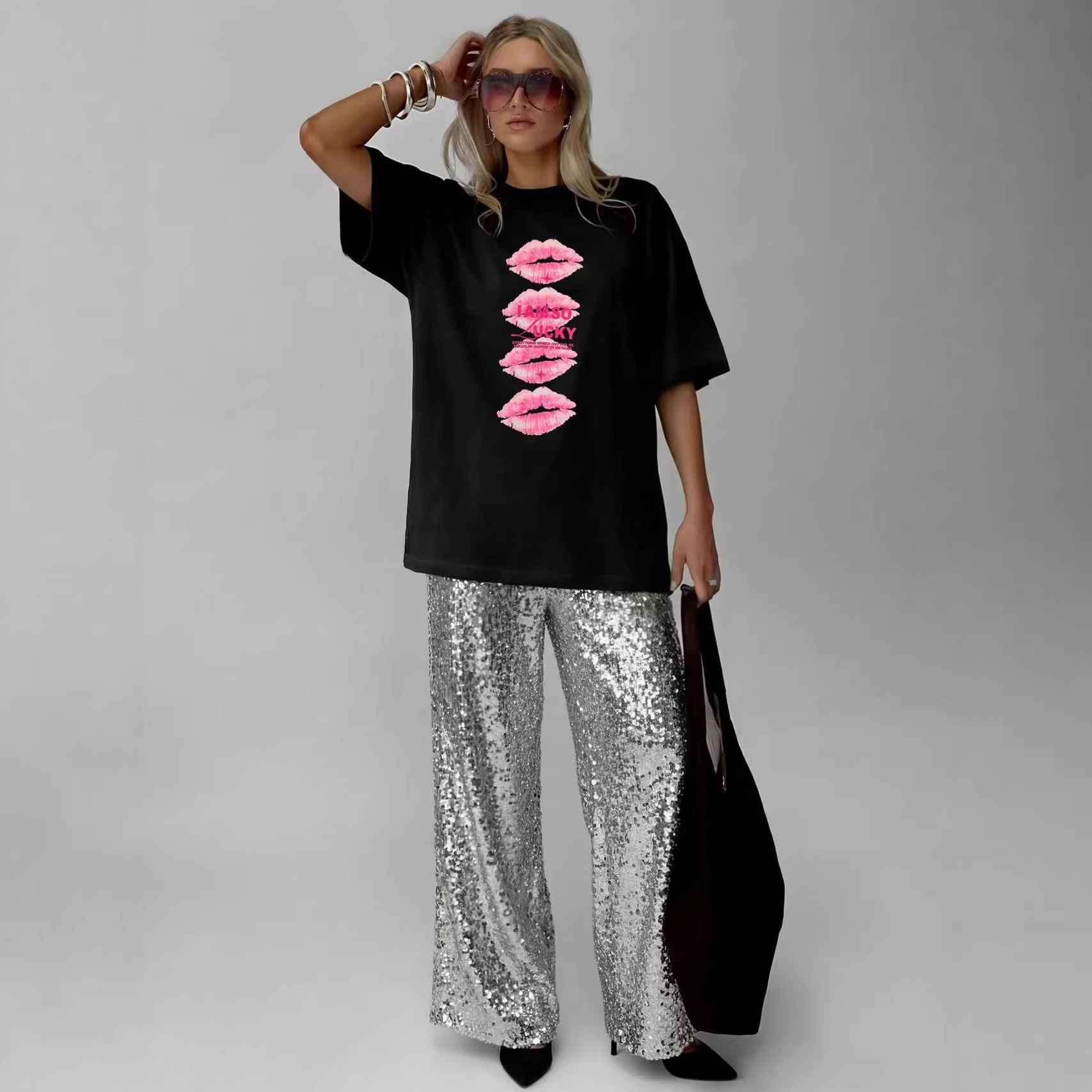 Lip print loose top - MODALIFE